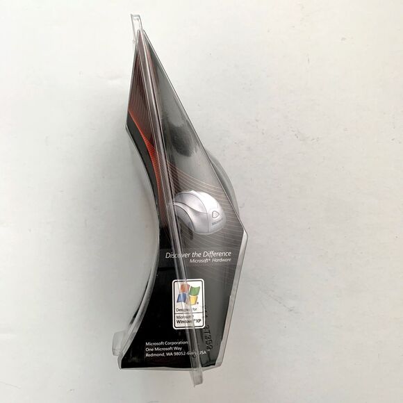 New Microsoft Wireless Notebook Laser Mouse 6000 Model 1054, 1051 (B5W-00006) - Picture 7 of 9